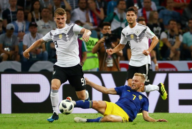 ألمانيا تخطف الفوز من السويد وتبقي على آمالها