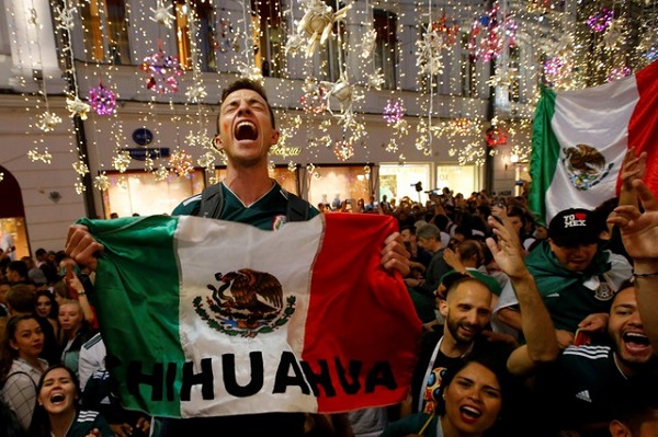  مكسيكو تهتز فرحا بعد الفوز على ألمانيا