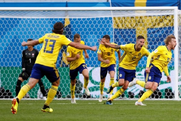 السويد تهزم سويسرا وتتأهل إلى ربع نهائي مونديال روسيا