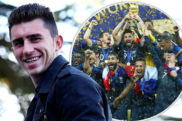 أقر قلب الدفاع الفرنسي ايميريك لابورت أنه شعر بالغيرة بعد اكتفائه بمشاهدة منتخب فرنسا يتوج بكأس العالم