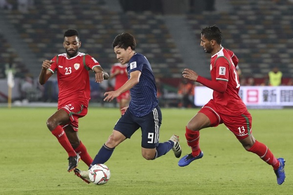 اليابان إلى دور الـ16 بفوز جدلي على عمان