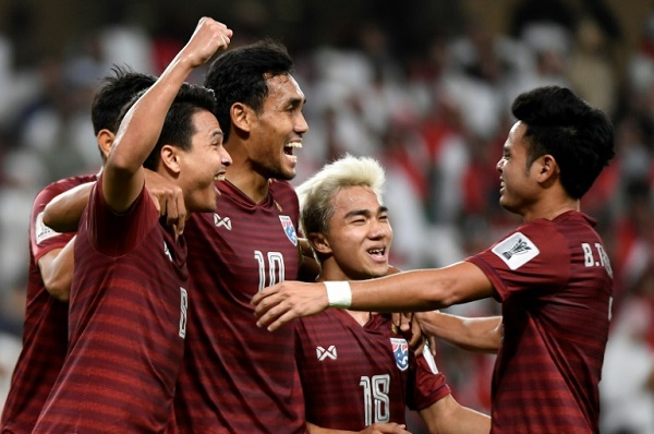 يأمل لاعبو المنتخب التايلاندي في مواصلة مسيرتهم الدرامية في كأس آسيا 2019 ببلوغ ربع النهائي.
