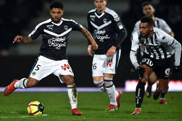 بريق كارامو يهدي بوردو ثلاث نقاط على حساب انجيه في الدوري الفرنسي
