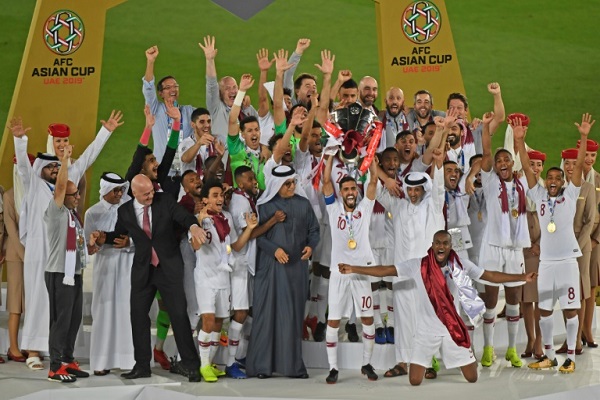 احتفل القطريون بلقب تاريخي في كاس اسيا مع سبعة انتصارات في سبع مباريات
