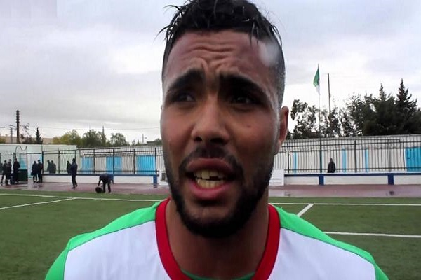 اللاعب هشام شريف الوزاني، لاعب وسط مولودية الجزائر