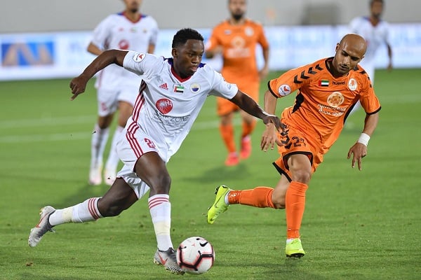 عجمان يوقف سلسلة انتصارات الشارقة في الدوري الإماراتي