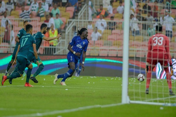 الهلال يحبط الأهلي ويتأهل إلى نهائي كأس زايد للأندية الأبطال