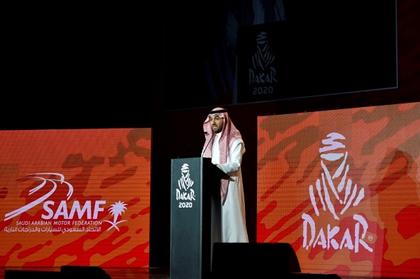 رئيس الهيئة العامة للرياضة في السعودية الأمير عبد العزيز بن تركي الفيصل يتحدث خلال حفل إطلاق رالي دكار في المملكة، في 25 نيسان/أبريل 2019.