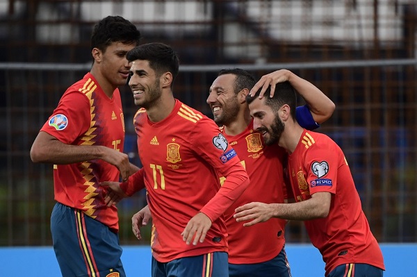 حققت إسبانيا فوزها الثالث تواليا على حساب مضيفتها جزر فارو