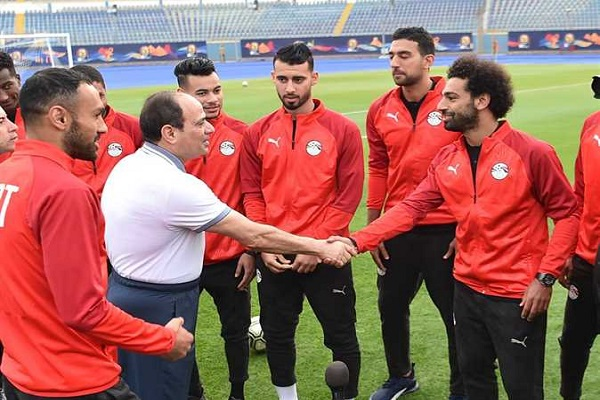السيسي يتابع استعدادات المنتخب المصري لبطولة أمم أفريقيا