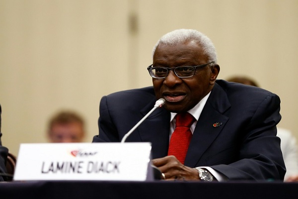 الرئيس السابق للاتحاد الدولي لألعاب القوى السنغالي لامين دياك 