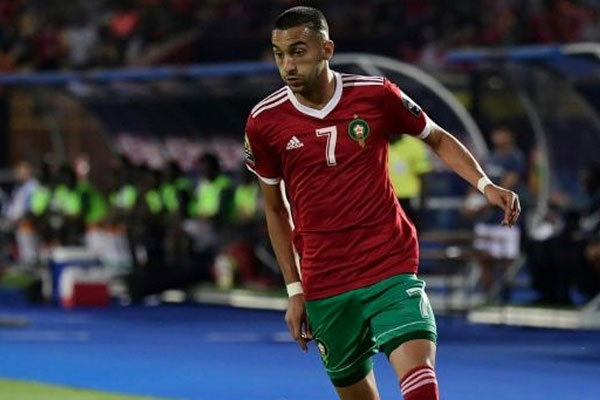 خاض زياش مباراته الدولية الأولى مع المغرب في تشرين الأول/أكتوبر 2015