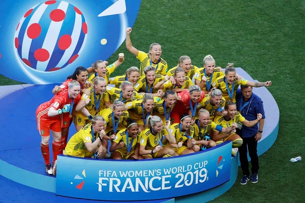 السويد تهزم إنكلترا وتحرز المركز الثالث في مونديال السيدات