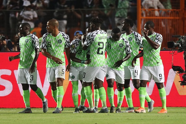 نيجيريا تصعق جنوب أفريقيا في الوقت القاتل وتبلغ الدور نصف النهائي