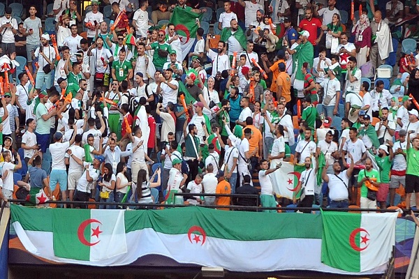إقبال جزائري للحصول على فرصة حضور نهائي كأس إفريقيا