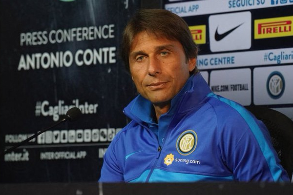 أكد المدرب أنطونيو كونتي أن ناديه إنتر ميلان الإيطالي لكرة القدم تعامل بالشكل الصحيح مع المبعَد ماورو إيكاردي