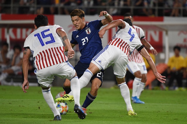 فوز اليابان على البارغواي في مباراة ودية