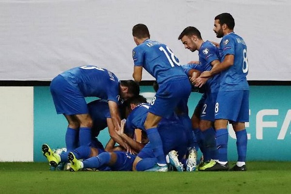 أذربيجان تنتزع تعادلا تاريخيا من كرواتيا في تصفيات كأس أوروبا