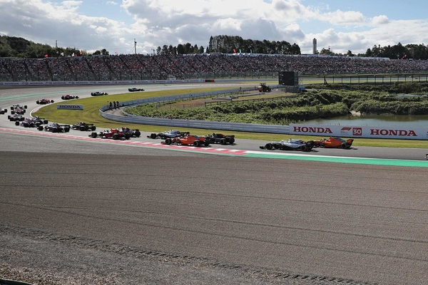 أوضح المنظمون أن هذا التأجيل مشروط بطقس صباح الأحد على حلبة سوزوكا