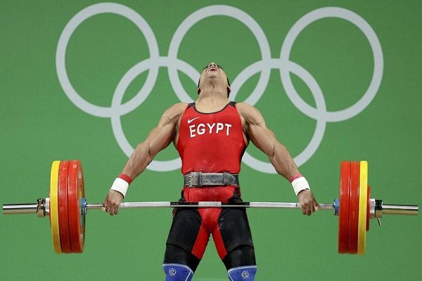 اللجنة الأولمبية المصرية تجمد اتحاد رفع الأثقال على خلفية 5 حالات تنشط جديدة