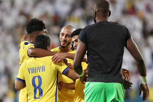 حمد الله والشهري يقودان النصر لهزيمة الرائد في مباراة مثيرة