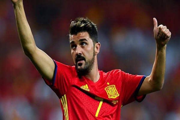 هداف إسبانيا دافيد فيا يعلن اعتزاله كرة القدم