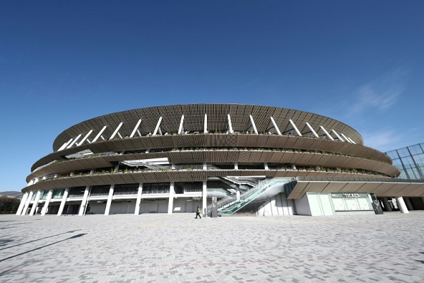 الملعب الأولمبي الجديد في طوكيو كما بدا في يوم تدشينه رسميا 