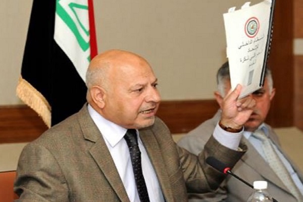 فيفا يختار أحمد عباس للإشراف على مهام الاتحاد العراقي المستقيل