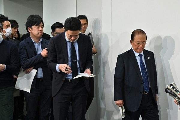 الرئيس التنفيذي لأولمبياد طوكيو 2020 توشيرو موتو يصل لعقد مؤتمر صحافي في العاصمة اليابانية 