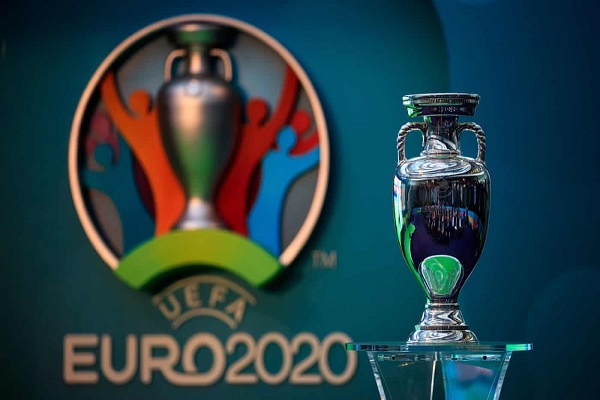 الاتحاد الأوروبي يقترح إرجاء كأس أوروبا حتى العام 2021