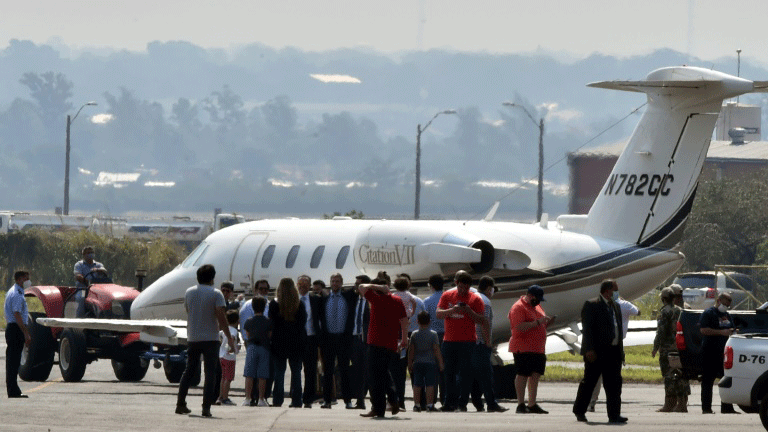 الطائرة الخاصة التي أقلت النجم البرازيلي رونادينيو من الباراغواي إلى ريو دي جانيرو بعد أكثر من خ9مسة أشهر من الاعتقال، في 25 آب/اغسطس 2020.