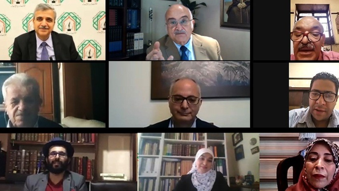 الأمير الحسن بن طلال والمشاركون في ندوة منتدى الفكر العربي