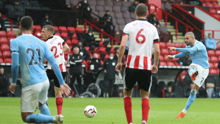 بطولة إنكلترا: ووكر يهزم فريق طفولته ويعيد توازن مانشستر سيتي