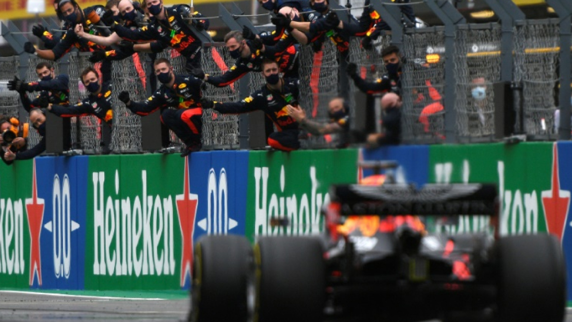 قد تلجأ فرق الفورمولا واحد الى اعتماد فريقين من الميكانيكيين بحال توسيع الروزنامة إلى 23 سباقا في 2021