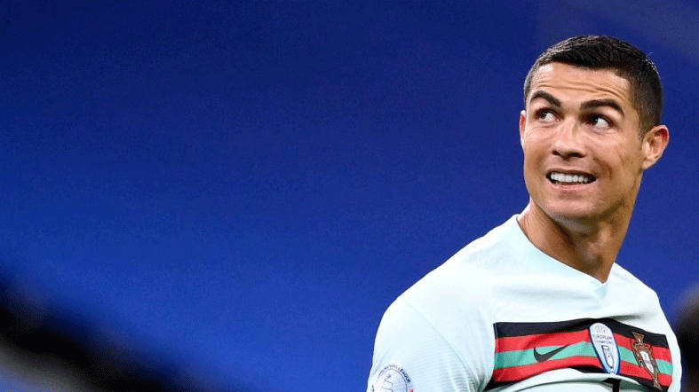 أصيب رونالدو بالفيروس خلال تواجده مع منتخب بلاده استعدادا لمباريات دوري الأمم الأوروبية