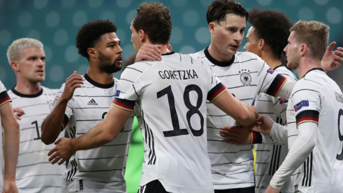 لاعبو ألمانيا يحتفلون بالفوز على أوكرانيا 3-1 في دوري الأمم الأوروبية في 14 تشرين الثاني/نوفمبر 2020