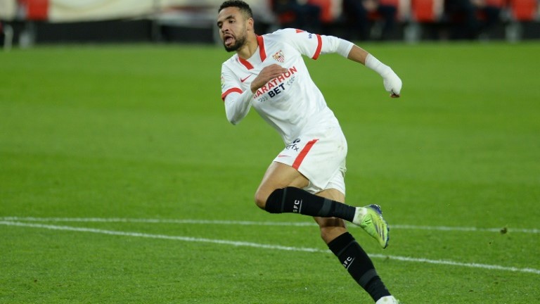 مهاجم اشبيلية الدولي المغربي يوسف النصيري يحتفل بتسجيله الهدف الثاني في مرمى فياريال (2-صفر) في الدوري الاسباني في 29 كانون الاول/ديسمبر 2020.