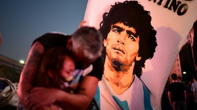 احزنت وفاة مارادونا عن 60 عامًا الارجنتين باكملها