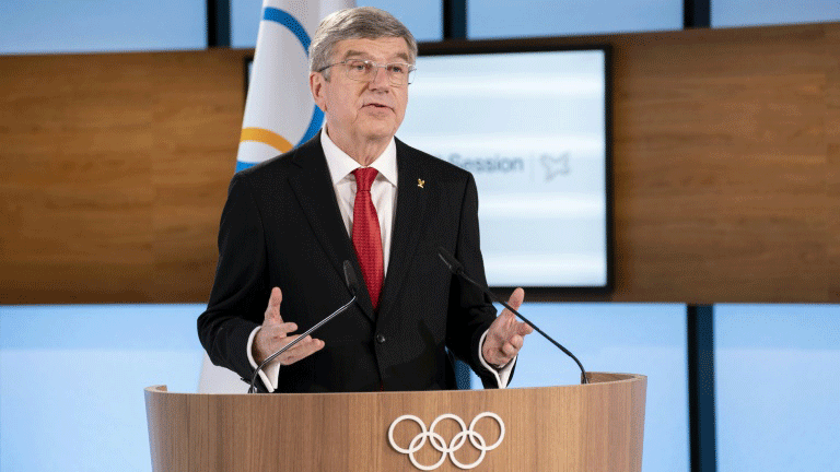 يستهل باخ ولاية ثانية على راس اللجنة الاولمبية الدولية بعد انتخابها لاربع سنوات في لوزان