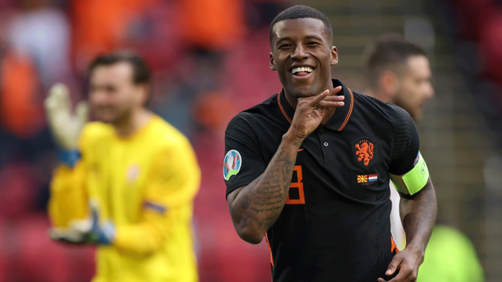 الهولندي جورجيو فينالدوم يحتفل بتسجيل هدف في مرمى مقدونيا الشمالية خلال دور المجموعات في بطولة كأس أوروبا 2020 في 21 حزيران/يونيو 2021 في أمستردام