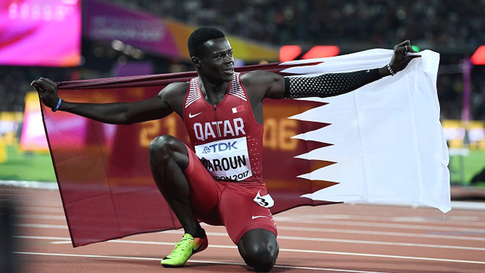8 آب/ أغسطس 2017، القطري عبد الإله هارون بعد احتلاله المركز الثالث في نهائي سباق 400 متر لألعاب القوى للرجال في بطولة العالم لألعاب القوى 2017 في استاد لندن.