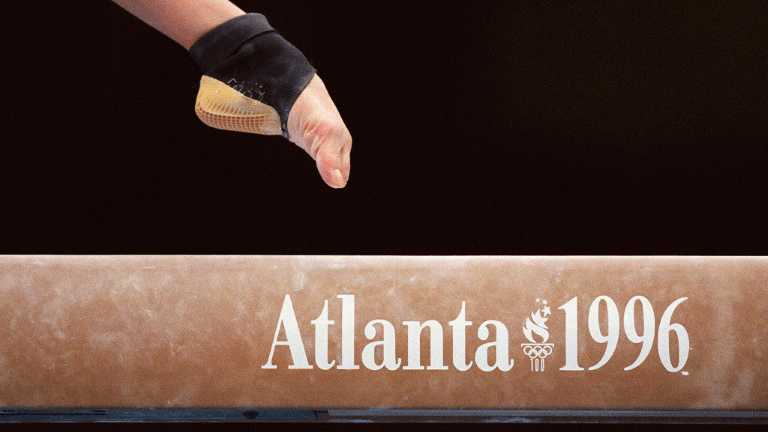 لاعبة جمباز في أولمبياد أتلانتا 1996