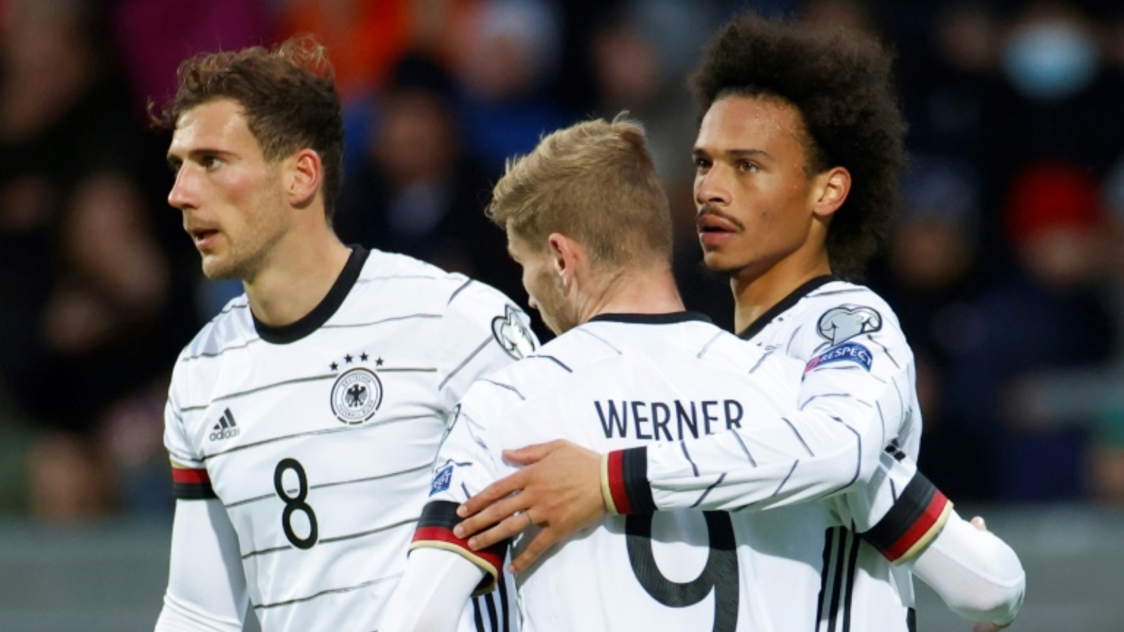 لاعبو المنتخب الالماني يحتفلون بهز شباك أيسلندا 4-صفر في التصفيات الأوروبية المؤهّلة لمونديال قطر 2022 في ريكيافيك. بتاريخ 8 أيلول/سبتمبر 2021.