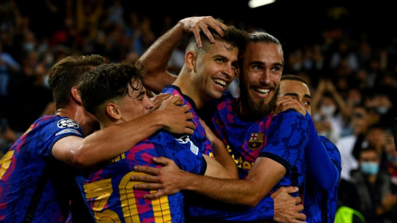 برشلونة يحقّق فوزه الأول في دوري أبطال أوروبا هذا الموسم على حساب دينامو كييف الأوكراني في 20 تشرين الأول/أكتوبر 2021.