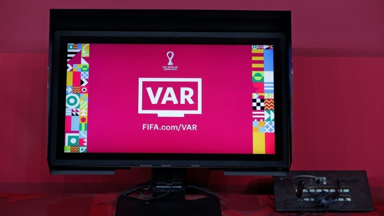 يختبر فيفا تكنولوجيا التسلل شبه الآلية في كأس العالم للأندية بعد تجربة أولية في كأس العرب