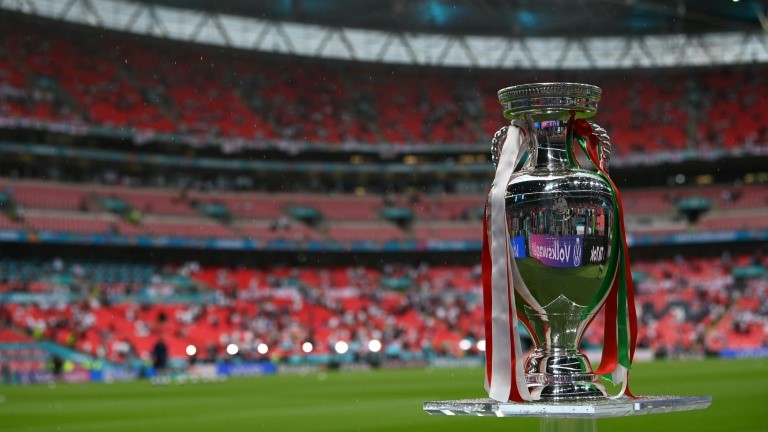 استضاف ملعب ويمبلي في لندن نهائي كأس أوروبا 2020 التي أقيمت في عام 2021 بسبب الجائحة