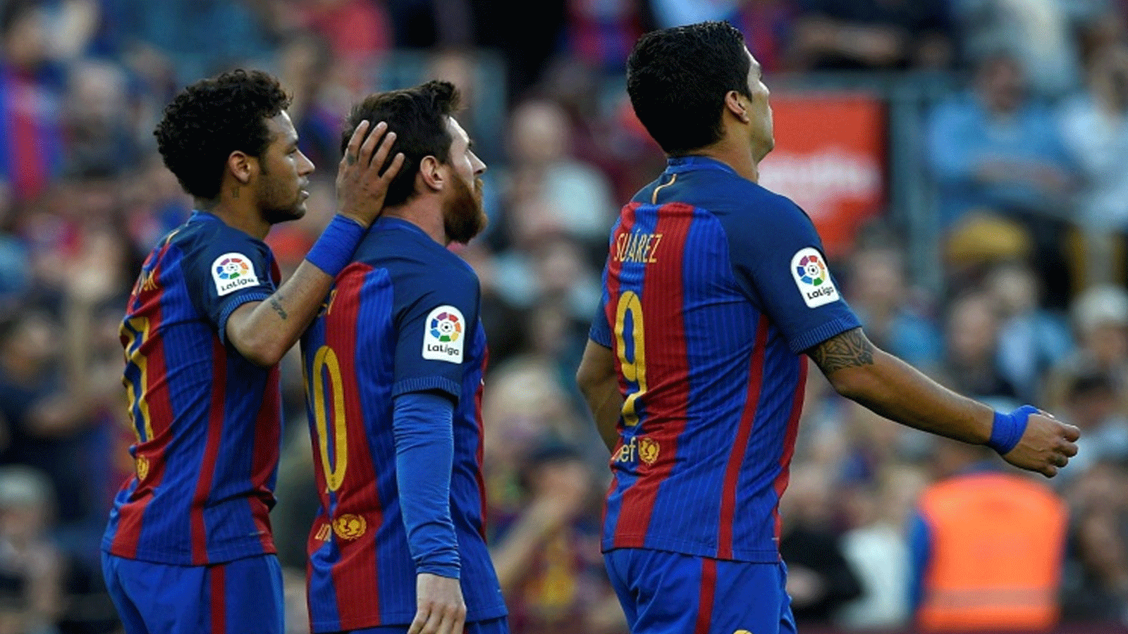 فاز نيمار وميسي وسواريس سويًا بثلاثية الدوري والكأس ودوري أبطال أوروبا مع برشلونة في 2015