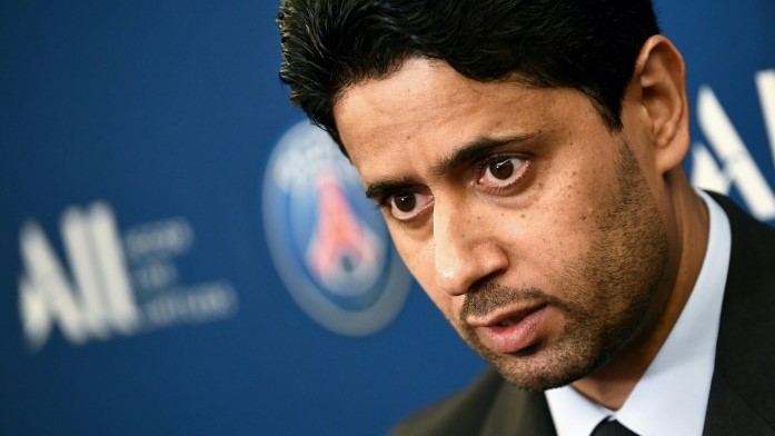 القطري ناصر الخليفي رئيس نادي باريس سان جرمان الفرنسي خلال مؤتمر صحافي في 22 شباط/فبراير 2019.