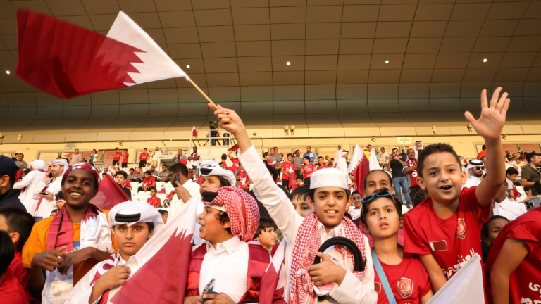 حضرت الجماهير بكثافة تمارين منتخب قطر