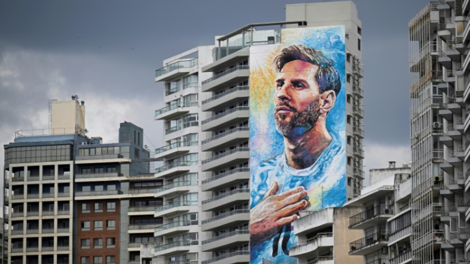 لوحة جدارية عملاقة لليونيل ميسي في مدينة روزاريو الأرجنتينية. 20 أكتوبر 2022.